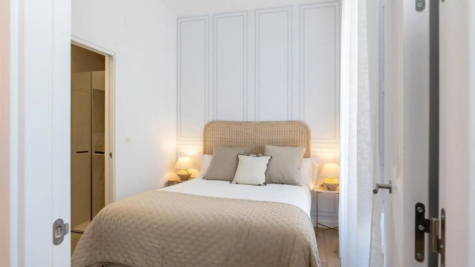 Bright And Elegant Gran Via Apartments Granada